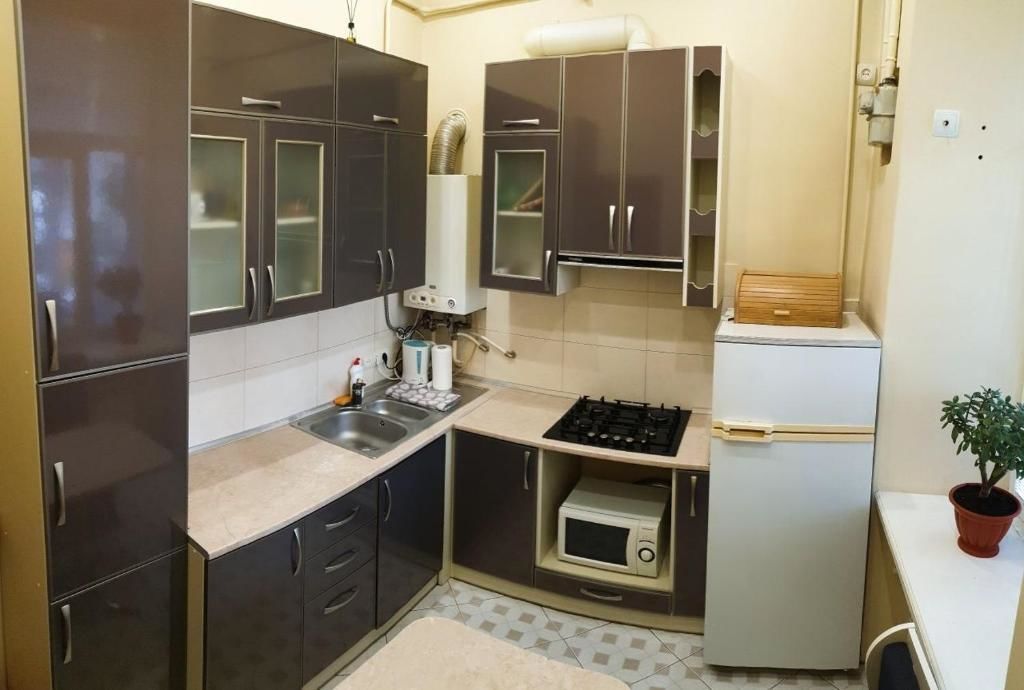 Апартаменты В центрі м.Чернівці 2 кімнатна затишна квартира. Черновцы