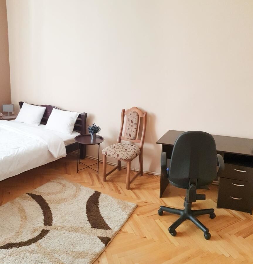 Апартаменты В центрі м.Чернівці 2 кімнатна затишна квартира. Черновцы