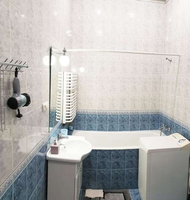 Апартаменты В центрі м.Чернівці 2 кімнатна затишна квартира. Черновцы-5